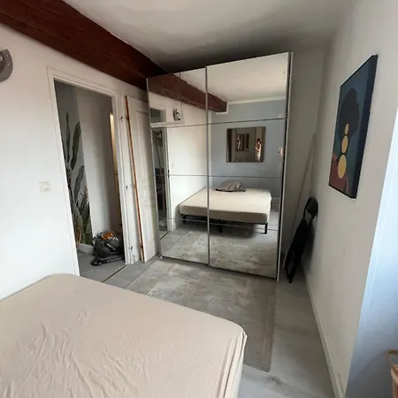 T2 Centre Historique * Hyères